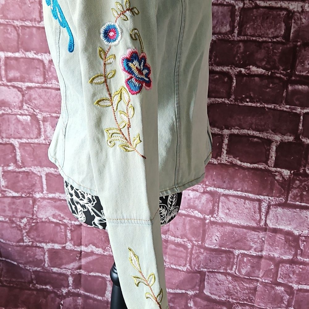 Candie's Denim Embrodered Bohemian Denim Jacket - Picture 6 of 13